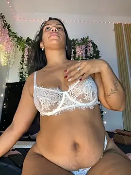 ArielleMillerr- online show from 11.23.25