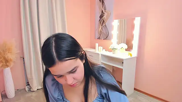 MeliaMelchiori online show from 11.21.25