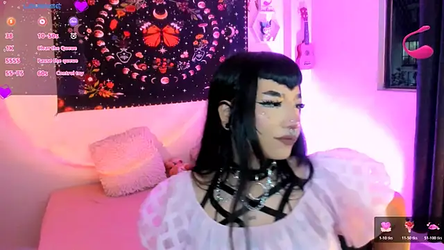 Snapshot of VexieDemon666 chatting on 11.20.25 VexieDemon666 online show from 11.20.25