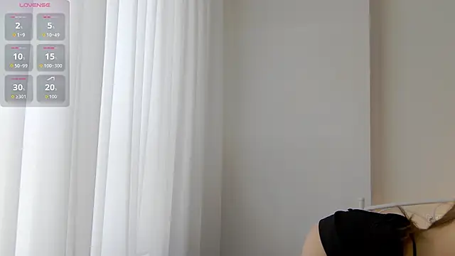 Snapshot of NicoletteBean chatting on 05.22.26 NicoletteBean online show from 05.22.26