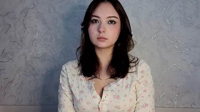 Snapshot of moonjane chatting on 05.19.26 moonjane online show from 05.19.26
