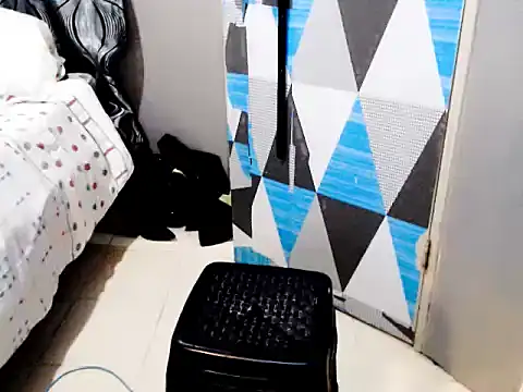 Savannah Cock online show from 11.22.25