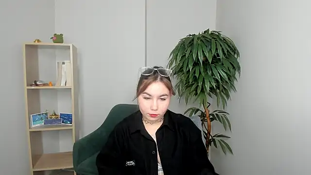 LaneUmanzor online show from 11.19.25