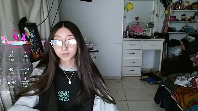 Nanylux online show from 12.21.25