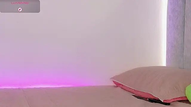  manumontoya online show from 04.18.26