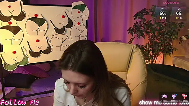 Ursula Andres online show from 04.28.26