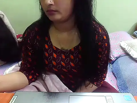 TwinRose2000 online show from 01.11.26