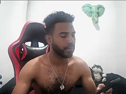 alberthot11 online show from 11.23.25