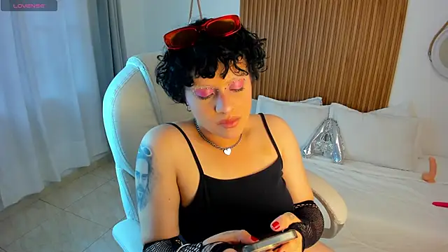 Alaska deluxe online show from 12.20.25