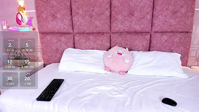 NathalieRoss1 online show from 01.08.26