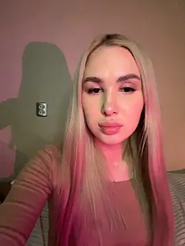 Snapshot of Miss_Alisse chatting on 11.26.25 Miss Alisse online show from 11.26.25