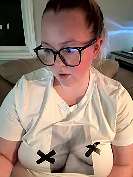 Snapshot of Kennaknox chatting on 01.13.26 Kennaknox online show from 01.13.26