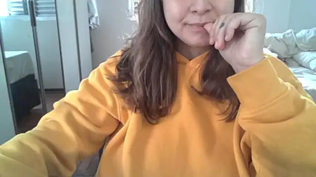 Snapshot of xxxluana chatting on 06.01.26 xxxluana online show from 06.01.26