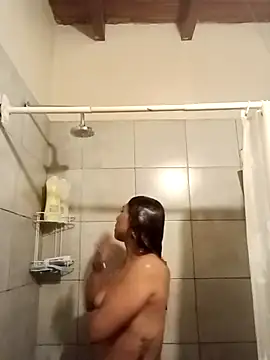 Snapshot of cata_bronw chatting on 11.19.25 cata bronw online show from 11.19.25