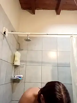 Snapshot of cata_bronw chatting on 11.19.25 cata bronw online show from 11.19.25