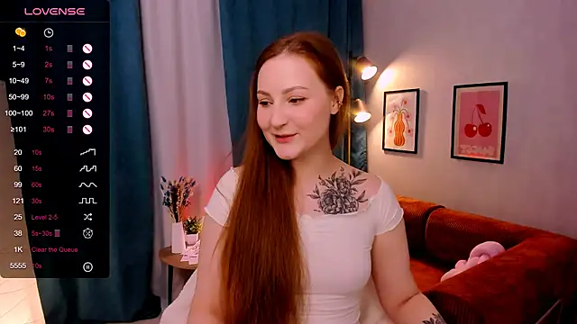 Snapshot of velvet_cherry_ chatting on 05.16.26 velvet cherry online show from 05.16.26