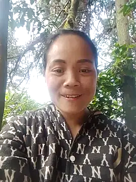 bela-hayes online show from 11.21.25