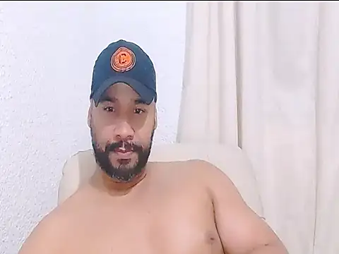 Snapshot of musclehetero chatting on 03.02.26 musclehetero online show from 03.02.26