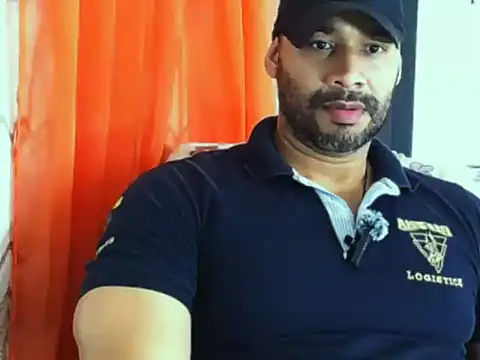 Snapshot of musclehetero chatting on 05.16.26 musclehetero online show from 05.16.26