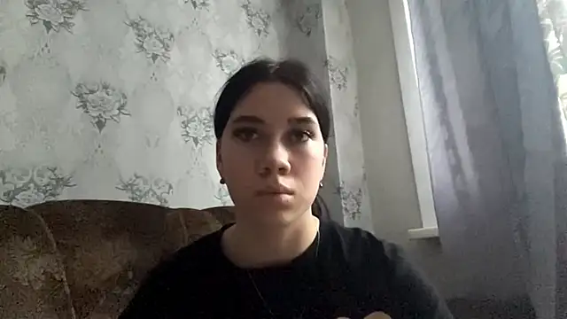 DebbiGoodknight online show from 12.04.25