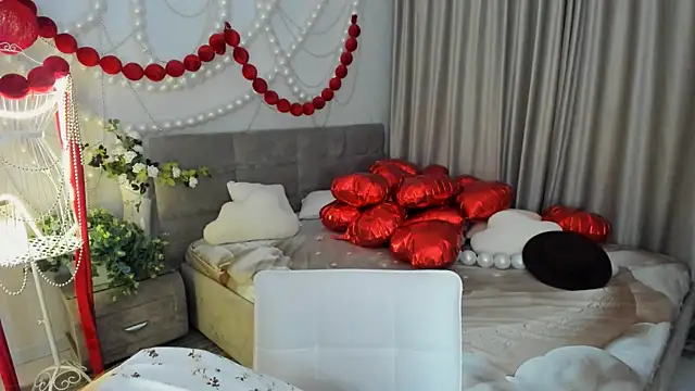 Snapshot of AirySilhouette chatting on 02.22.26 AirySilhouette online show from 02.22.26