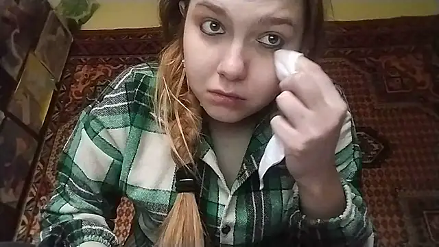 Snapshot of KikiBang chatting on 01.15.26 KikiBang online show from 01.15.26