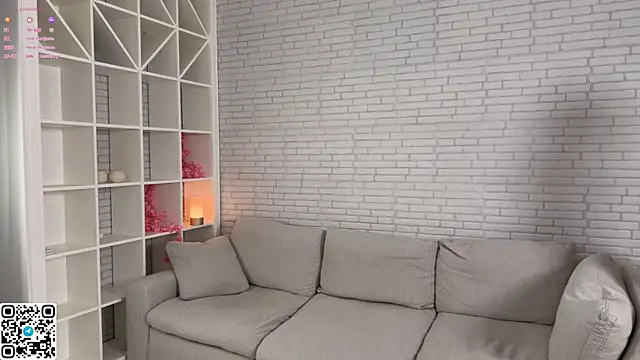 Snapshot of KissYourTessa chatting on 06.19.26 KissYourTessa online show from 06.19.26