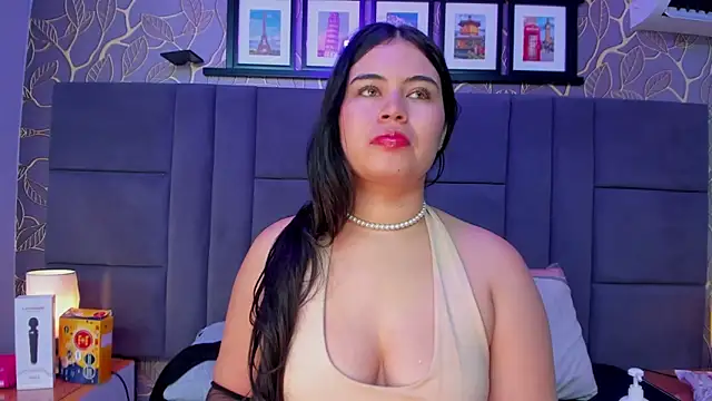 monserrat cutte online show from 12.14.25