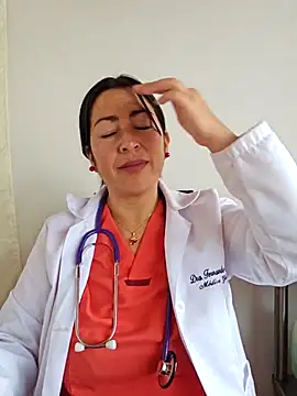 JustSamantha  online show from 12.03.25