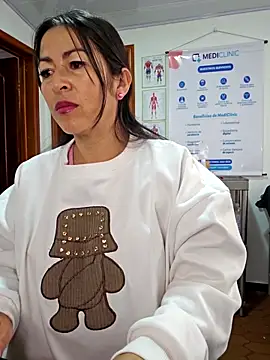 Snapshot of JustSamantha_ chatting on 02.05.26 JustSamantha online show from 02.05.26