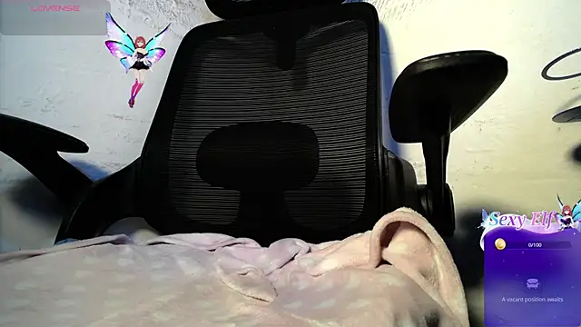 Snapshot of chleo_rosse chatting on 06.11.26 chleo rosse online show from 06.11.26