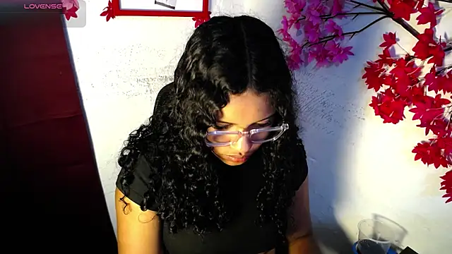Snapshot of chleo_rosse chatting on 07.05.26 chleo rosse online show from 07.05.26