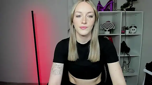 EvelynBlond online show from 03.02.26