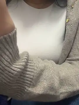 Snapshot of dorcormayssae chatting on 11.19.25 dorcormayssae online show from 11.19.25