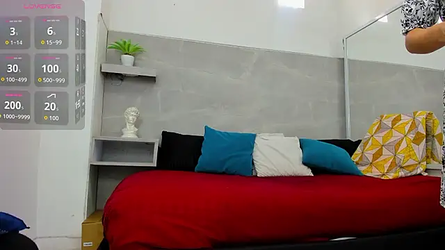 selenaflamemj online show from 02.20.26