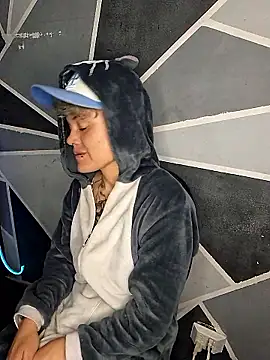 Snapshot of megan_NL chatting on 01.17.26 megan NL online show from 01.17.26