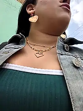 Snapshot of Kendra-daring chatting on 02.13.26 Kendra-daring online show from 02.13.26