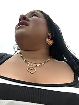 Snapshot of Kendra-daring chatting on 02.22.26 Kendra-daring online show from 02.22.26