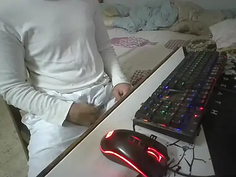 Snapshot of caiomurdock chatting on 11.20.25 caiomurdock online show from 11.20.25