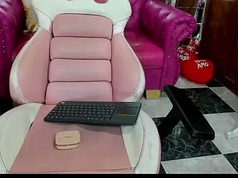 babyschoolgiirl online show from 02.05.26