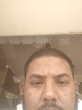 Snapshot of Roy___121 chatting on 11.23.25 Roy 121 online show from 11.23.25