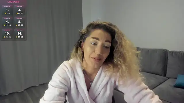 rossana doll online show from 01.14.26