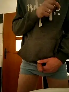 Snapshot of okon96 chatting on 11.20.25 okon96 online show from 11.20.25