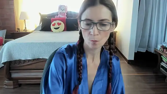 Charlotte-Willson online show from 03.31.26