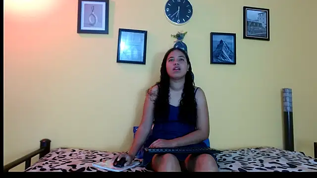 angel18evil online show from 11.25.25