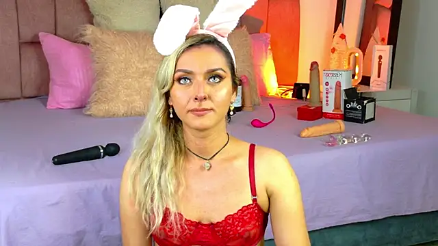 Lunitaa Diva online show from 01.16.26