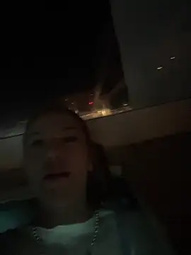 Snapshot of valeryfox__ chatting on 01.10.26 valeryfox online show from 01.10.26