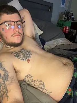 Snapshot of Heathen3331 chatting on 11.20.25 Heathen3331 online show from 11.20.25