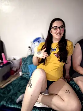 LaylaLucis online show from 04.03.26