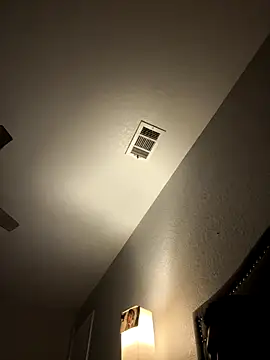 Snapshot of _brixt chatting on 11.21.25 brixt online show from 11.21.25